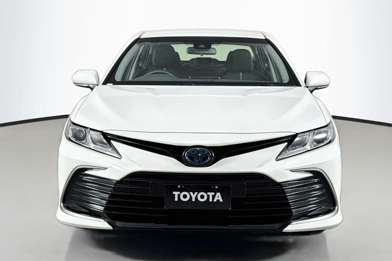 2023 Toyota Camry Ascent in White