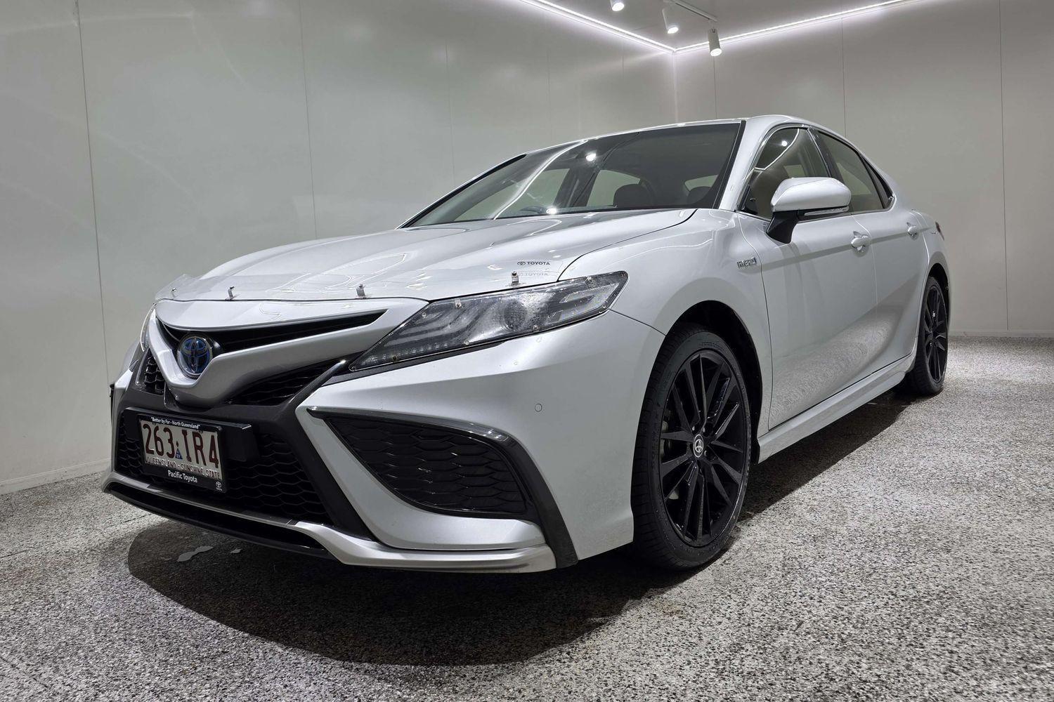 2023 Toyota Camry SX in Silver