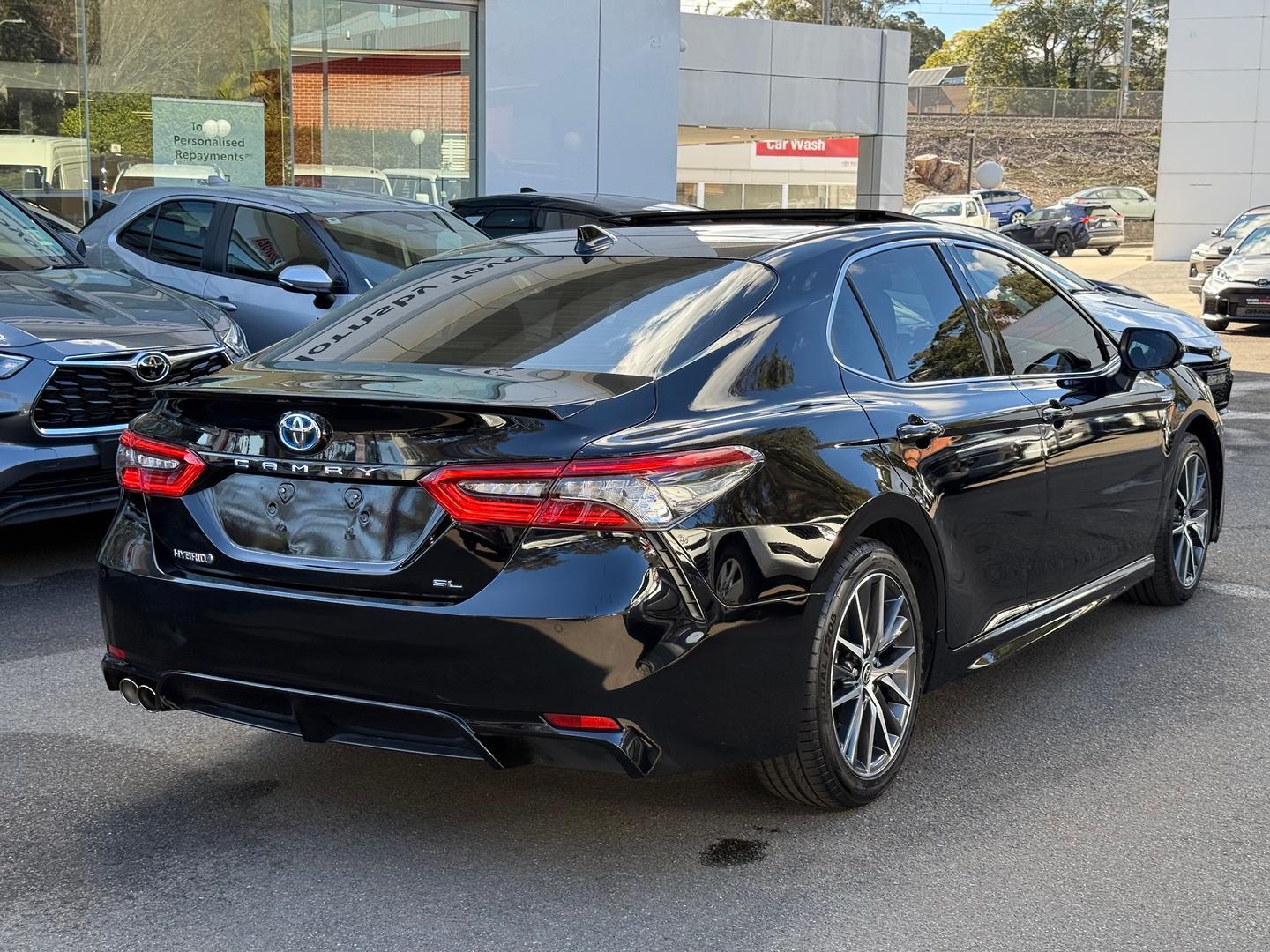 2021 Toyota Camry SL in Black