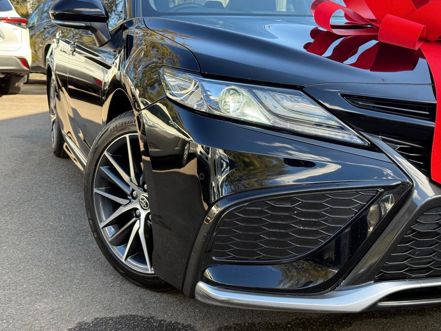 2021 Toyota Camry SL in Black