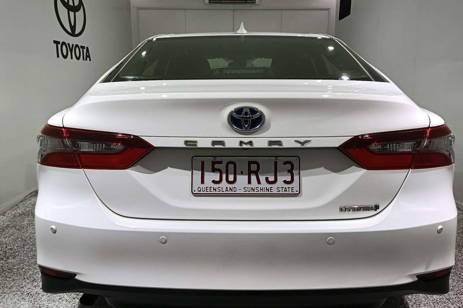 2022 Toyota Camry Ascent in White