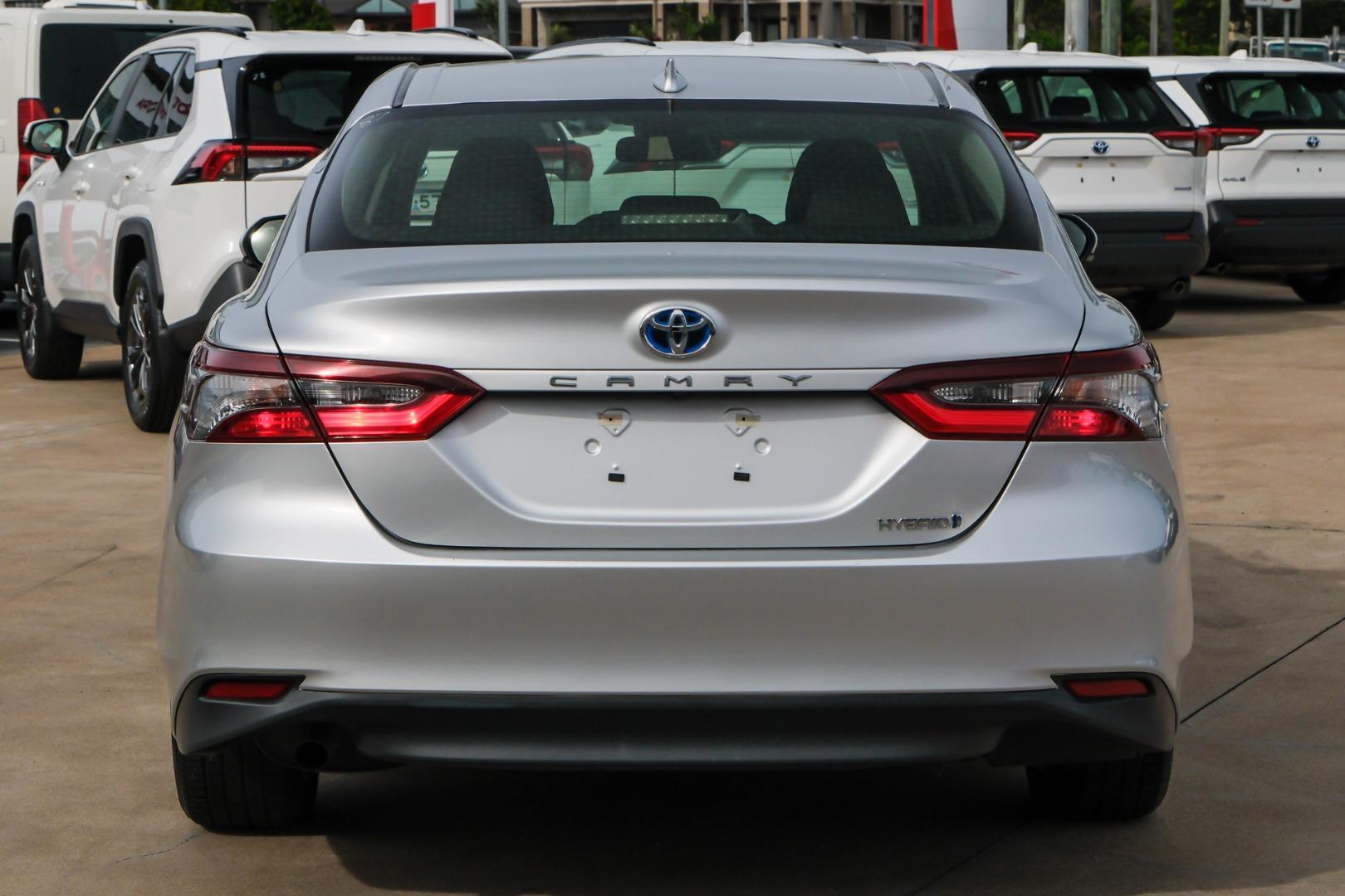2022 Toyota Camry Ascent in Silver
