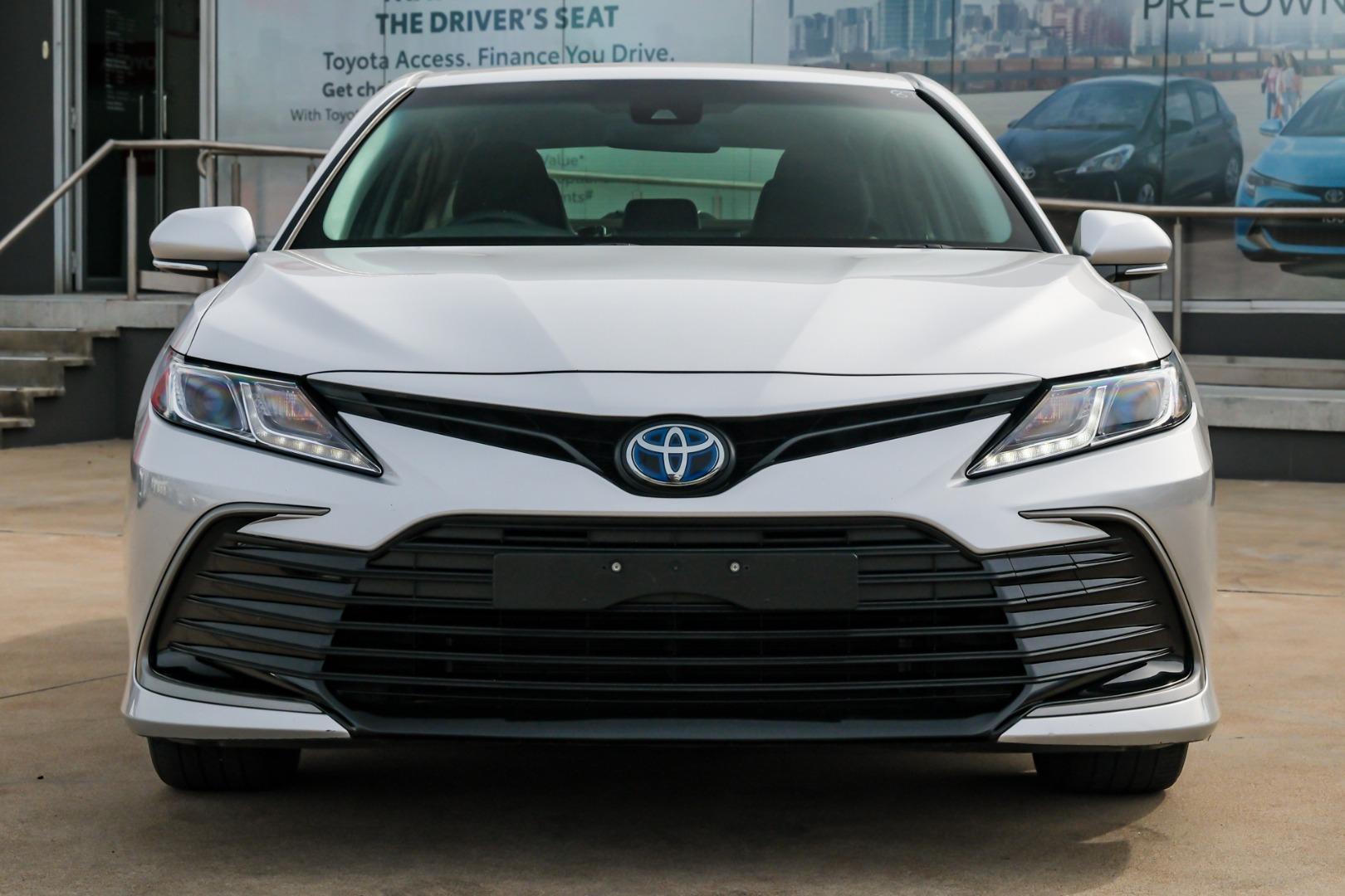 2022 Toyota Camry Ascent in Silver