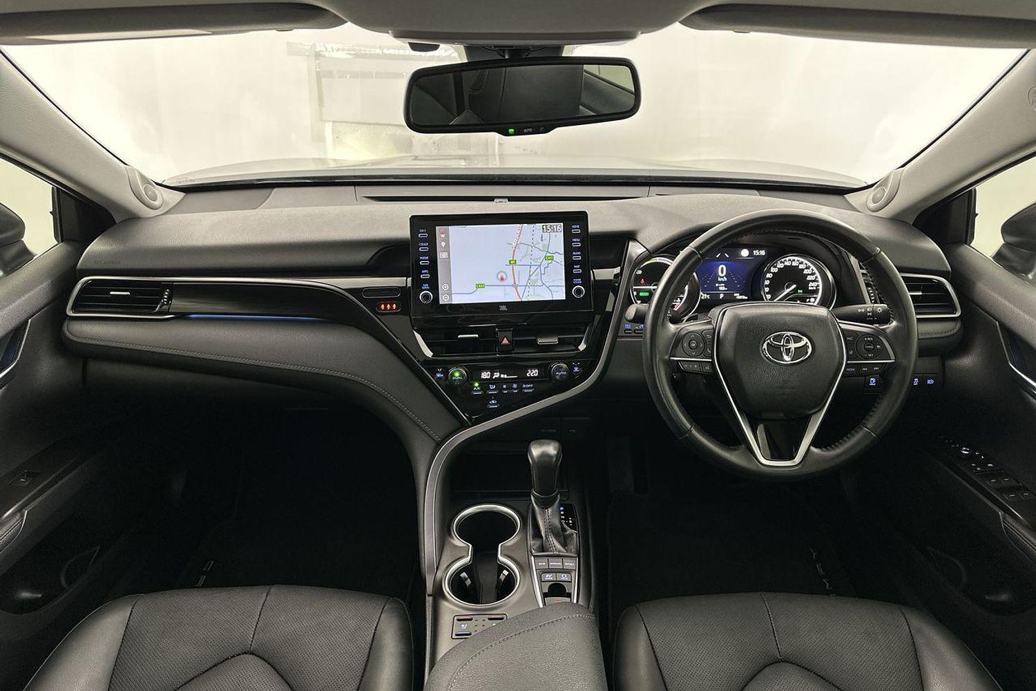 2023 Toyota Camry SL in Black