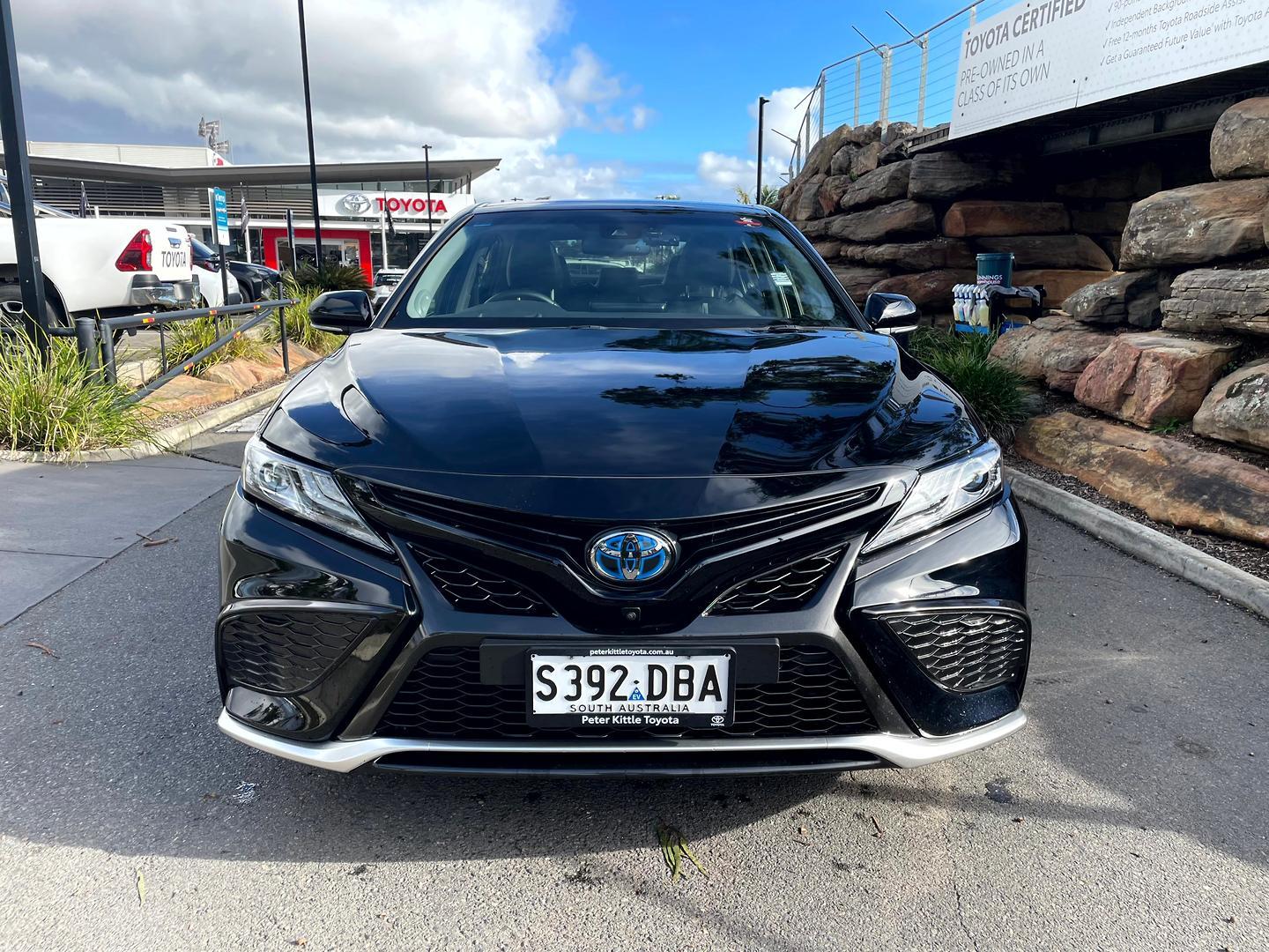 2024 Toyota Camry SL in Black