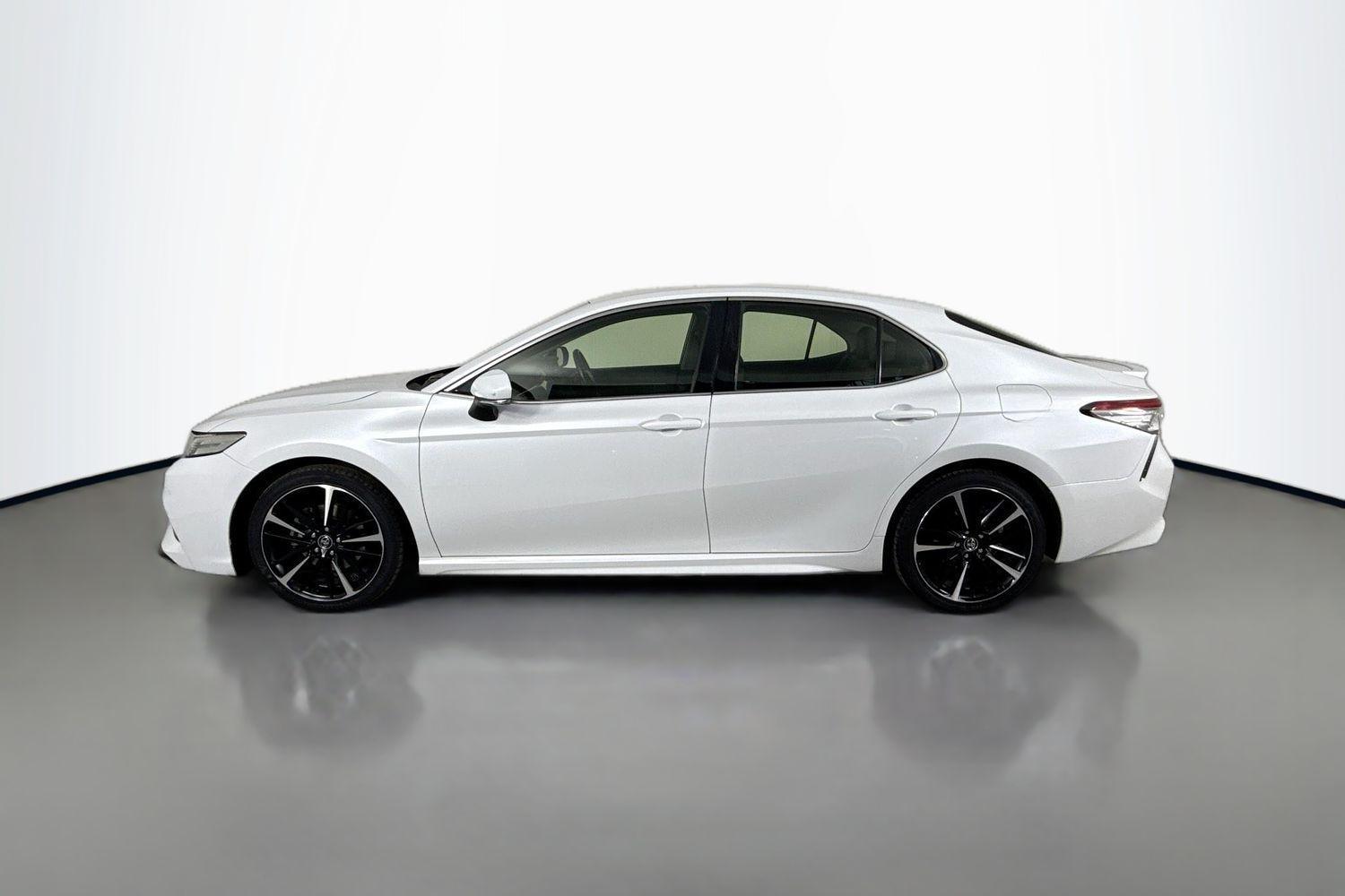 2018 Toyota Camry SX in White