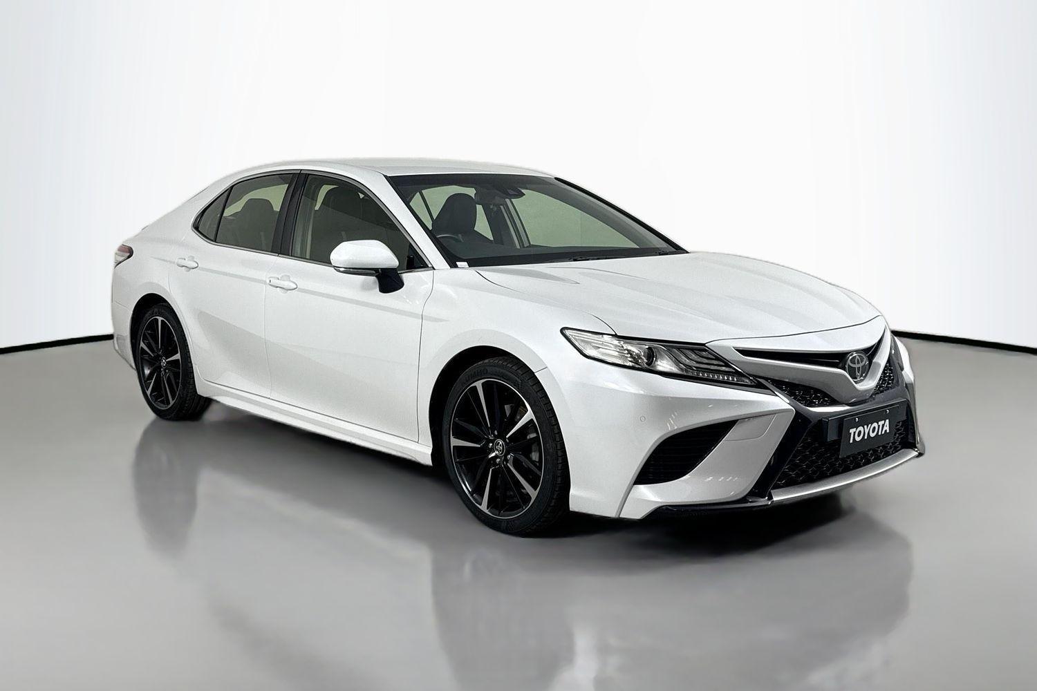 2018 Toyota Camry SX in White