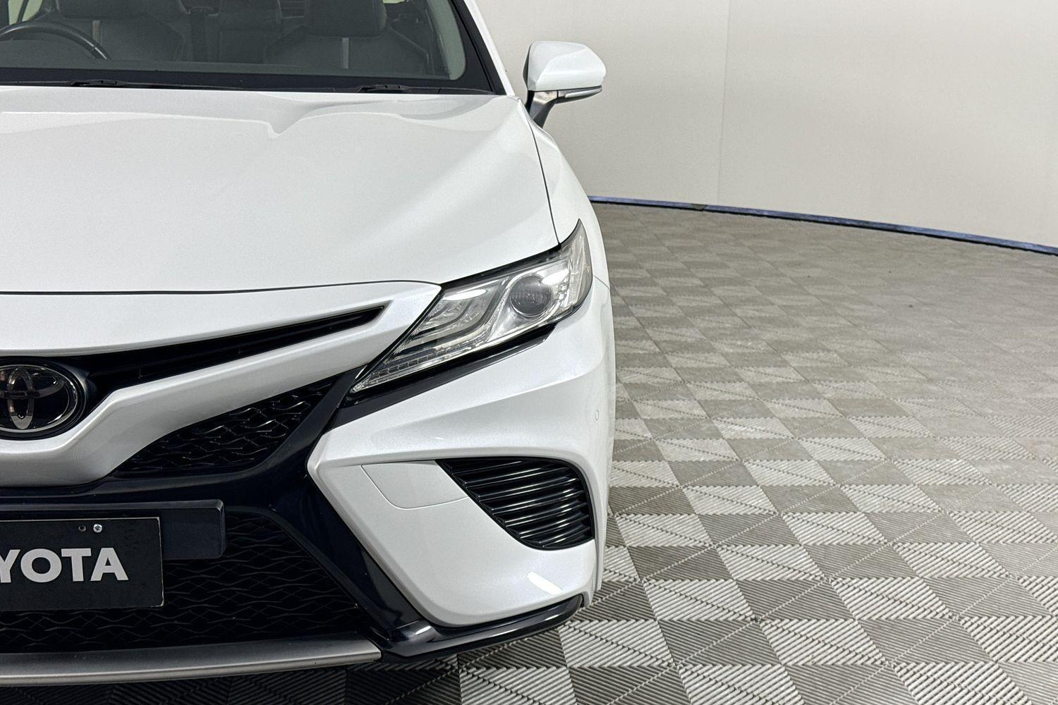 2018 Toyota Camry SX in White