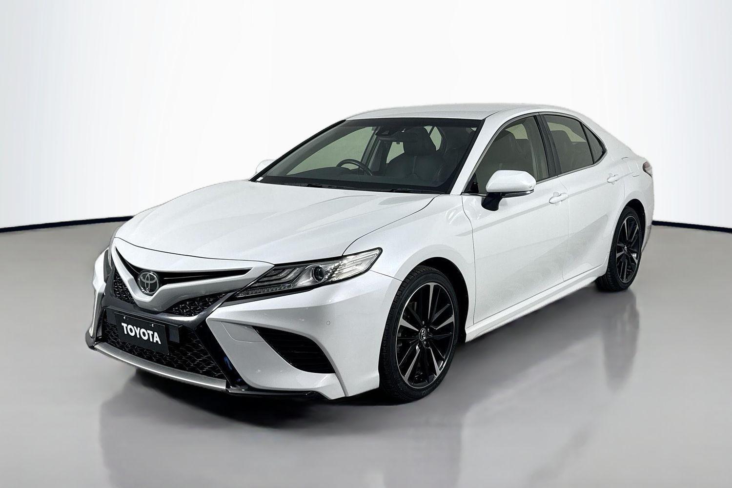 2018 Toyota Camry SX in White