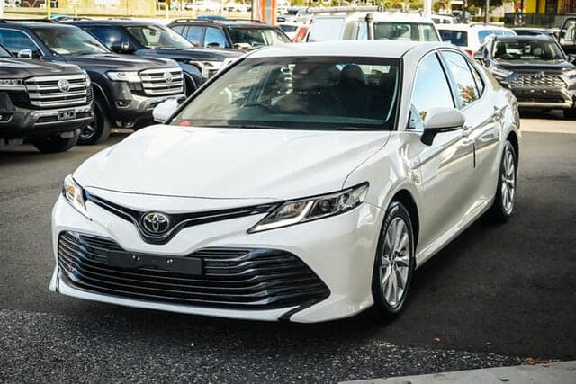 2019 Toyota Camry Ascent in White