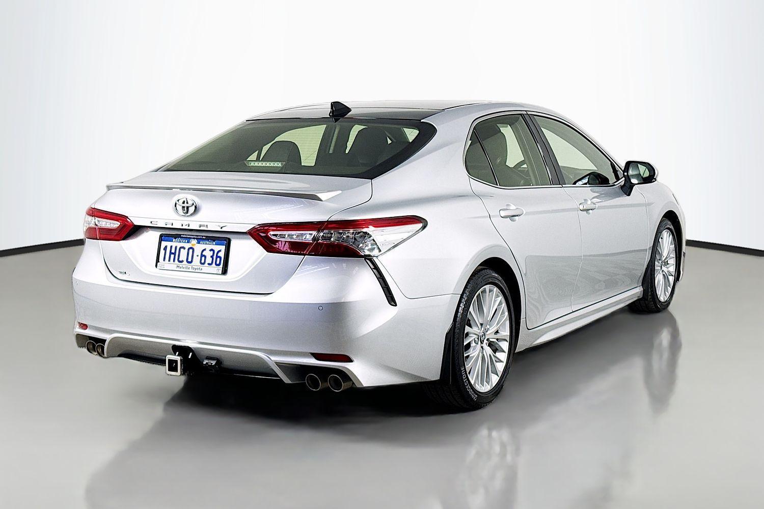 2020 Toyota Camry SL in Silver