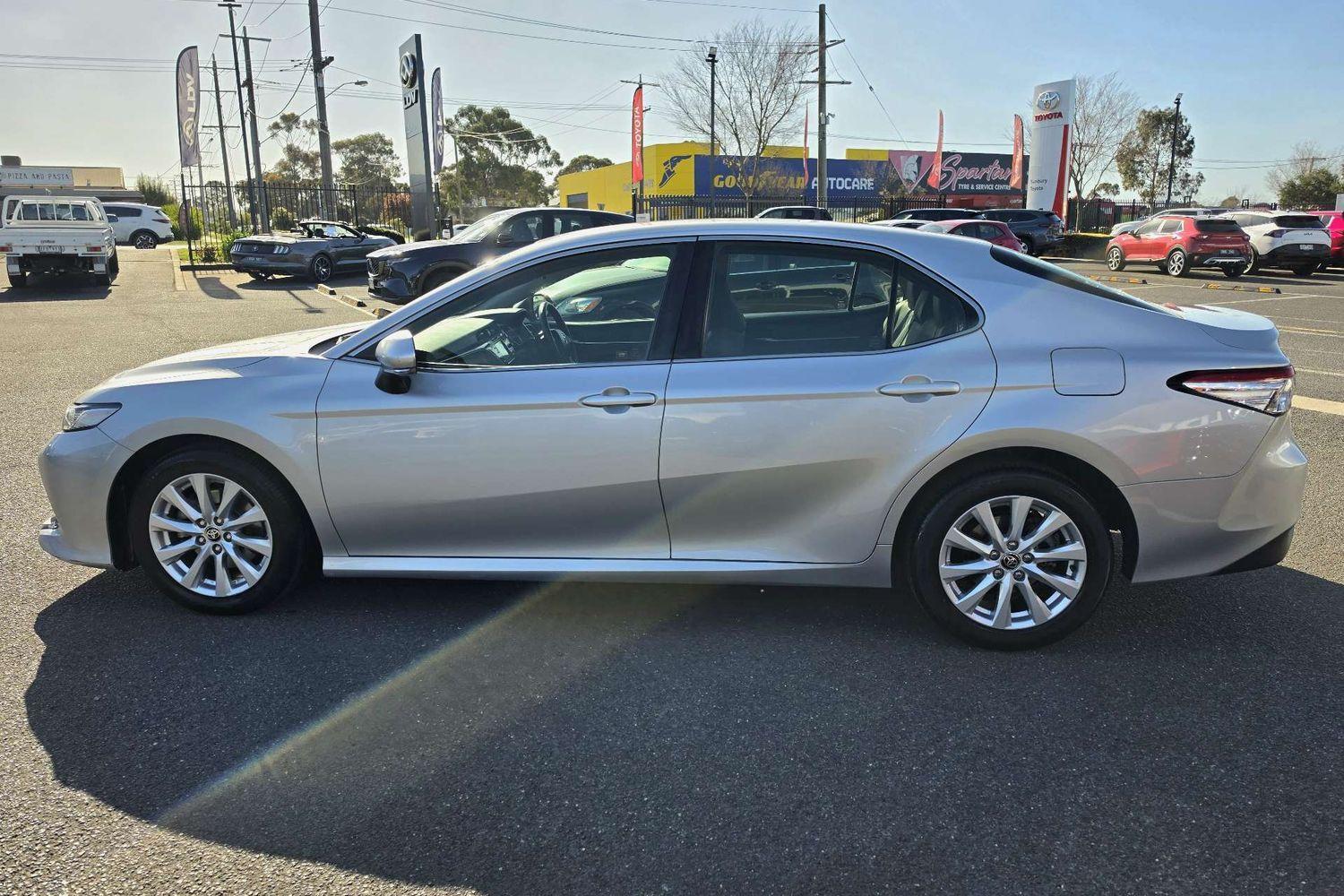 2021 Toyota Camry Ascent in Silver