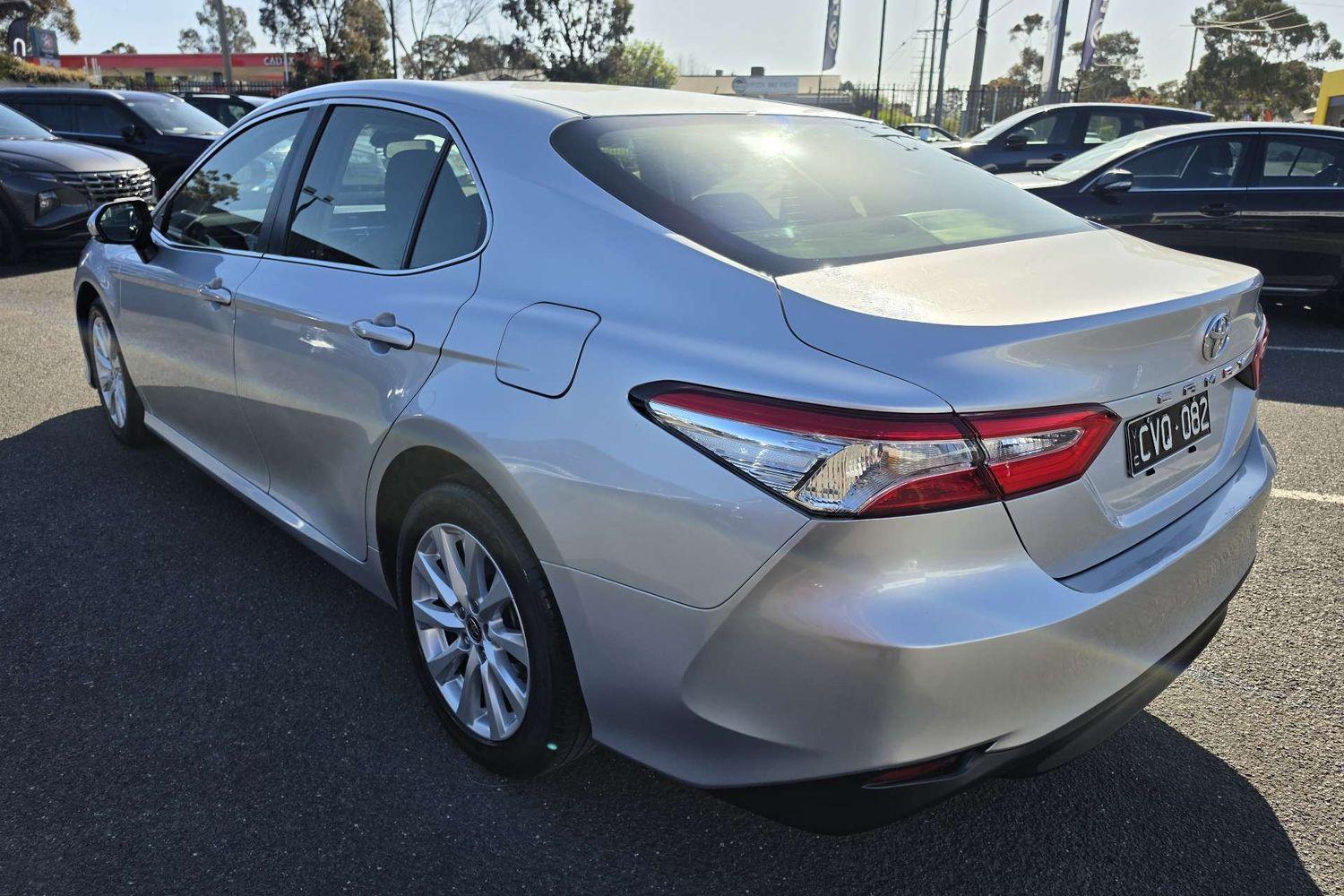 2021 Toyota Camry Ascent in Silver