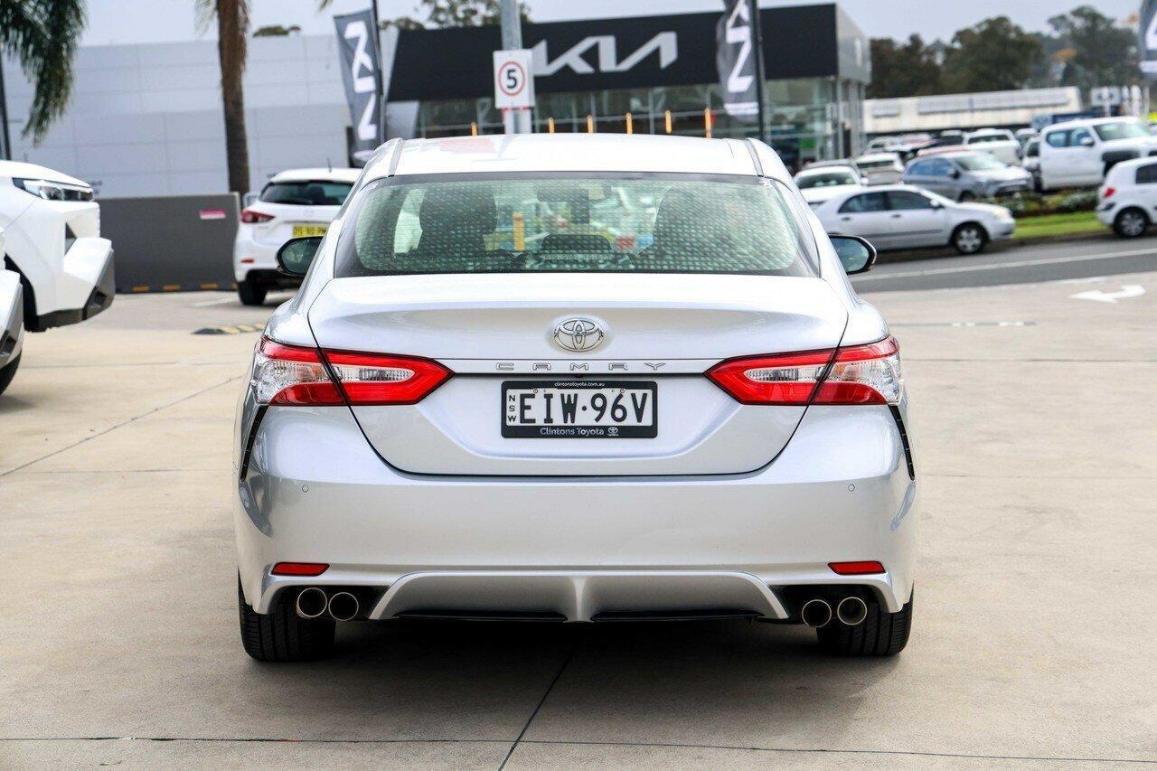 2020 Toyota Camry Ascent Sport in Silver