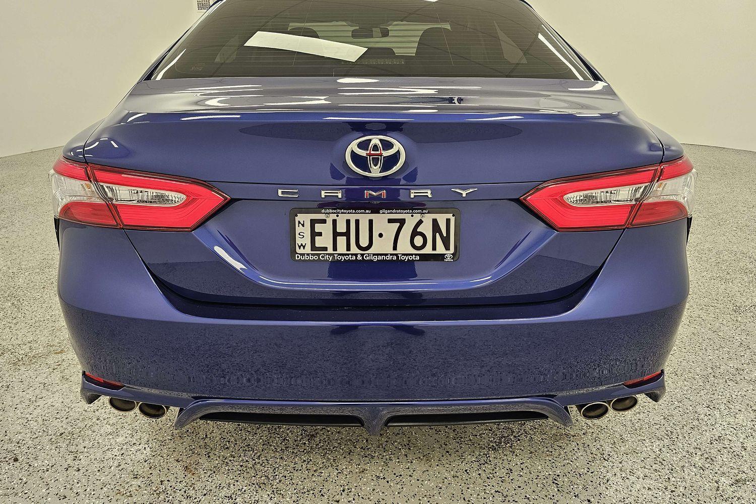 2020 Toyota Camry Ascent Sport in Blue