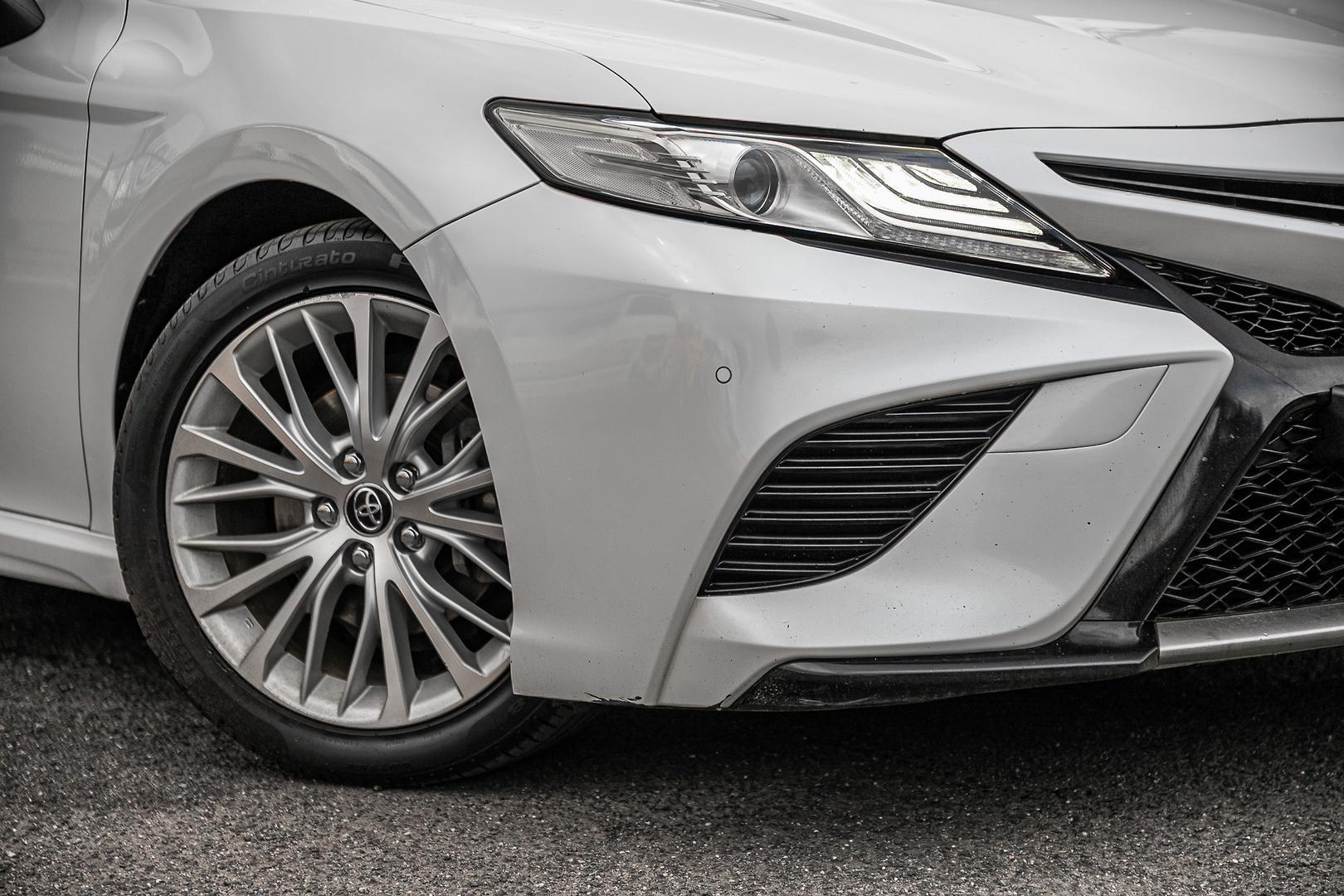 2017 Toyota Camry SL in White