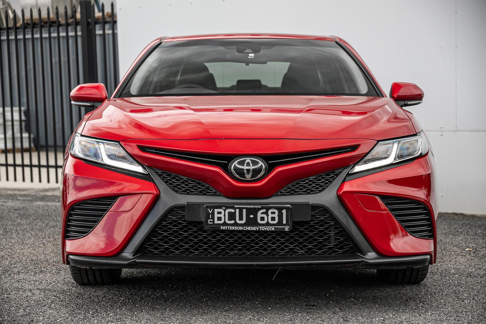 2019 Toyota Camry Ascent Sport in Red