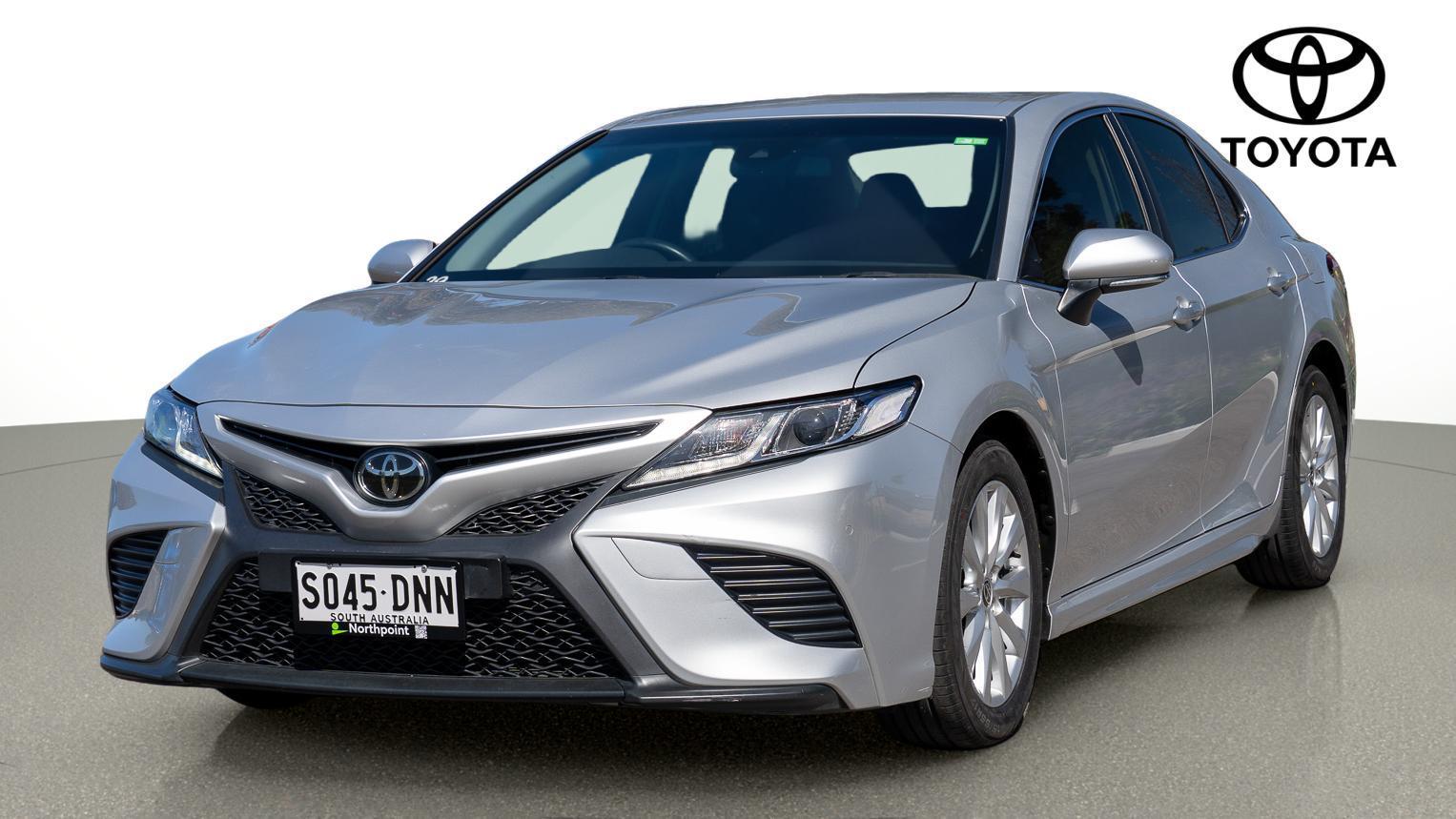 2020 Toyota Camry Ascent Sport in Silver