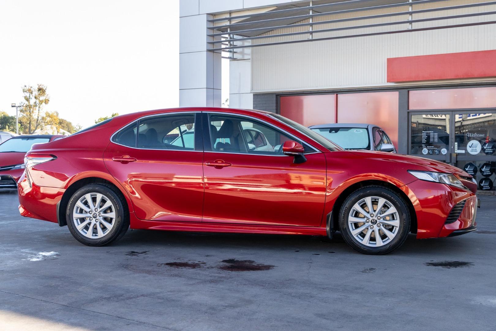 2019 Toyota Camry Ascent Sport in Red