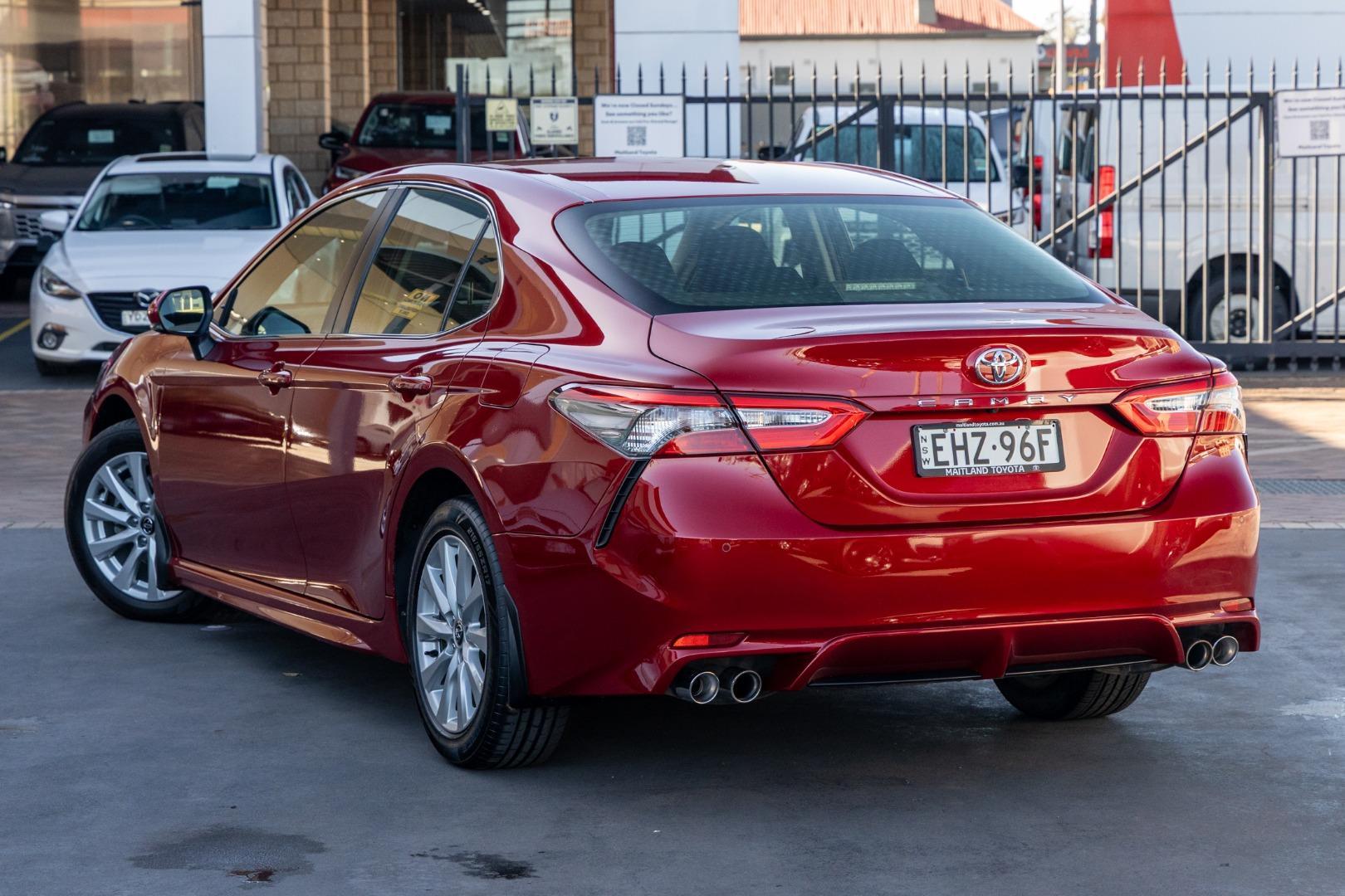 2019 Toyota Camry Ascent Sport in Red