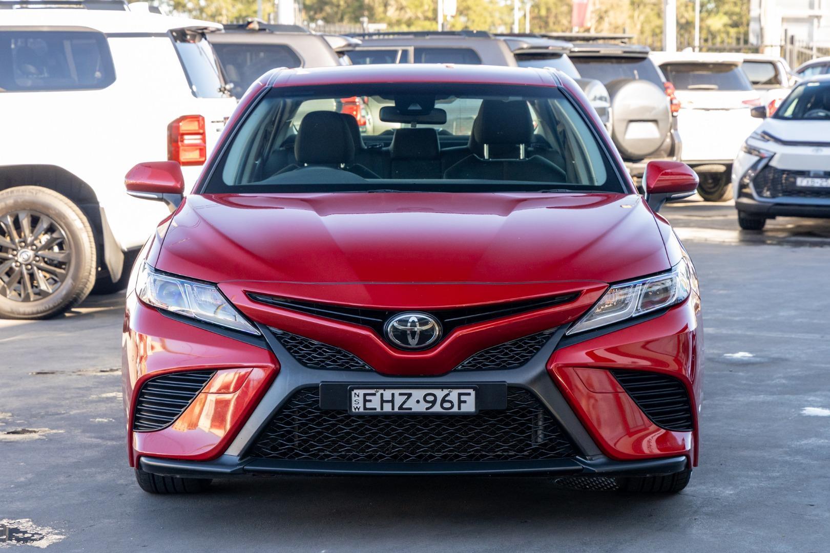 2019 Toyota Camry Ascent Sport in Red