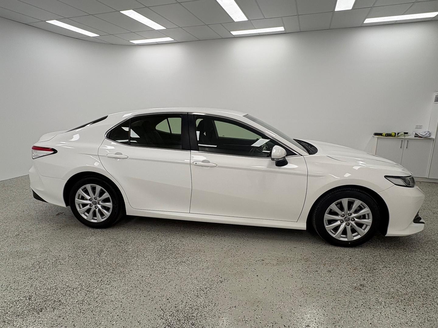 2019 Toyota Camry Ascent in White