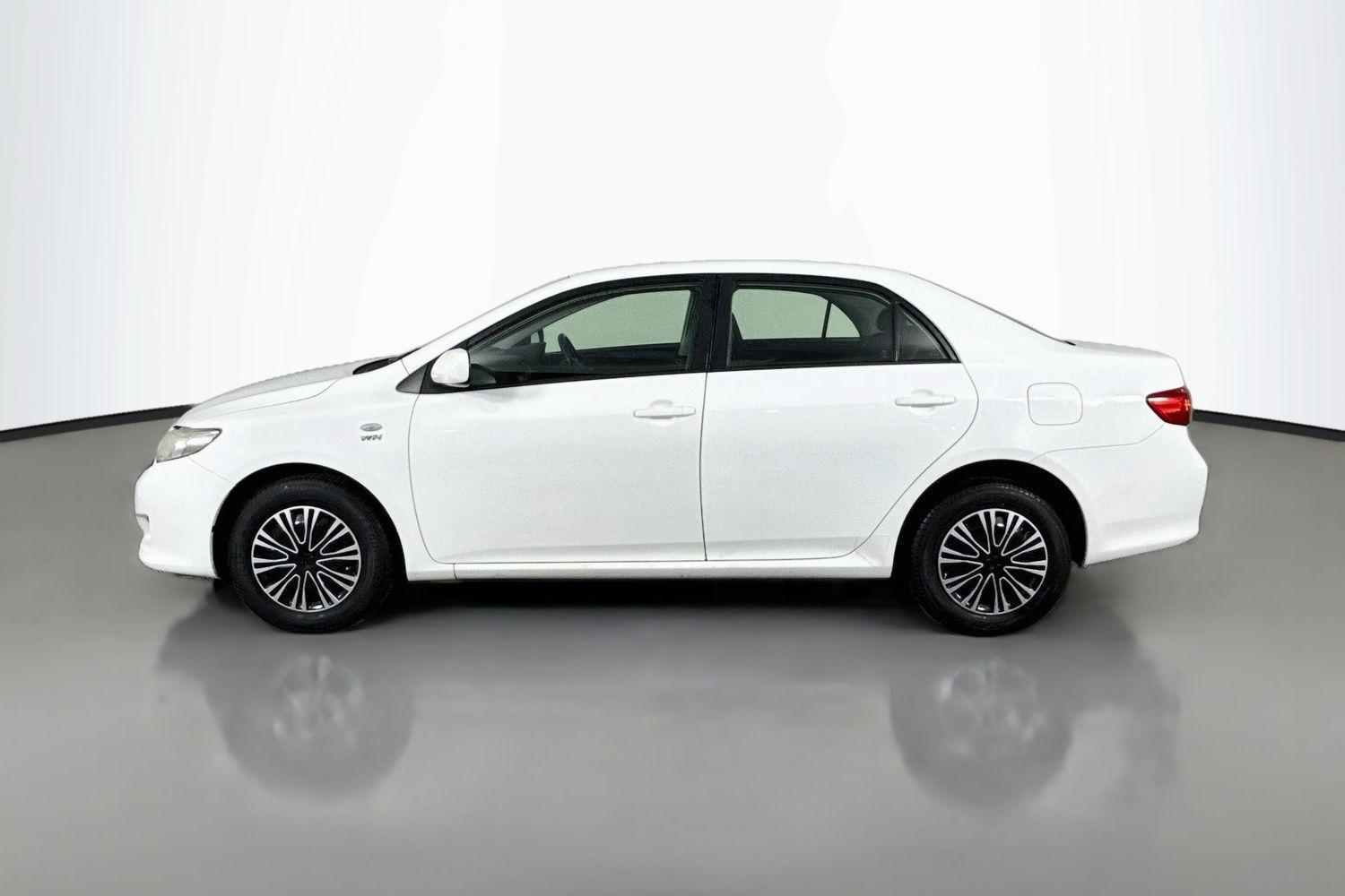 2008 Toyota Corolla Ascent in White