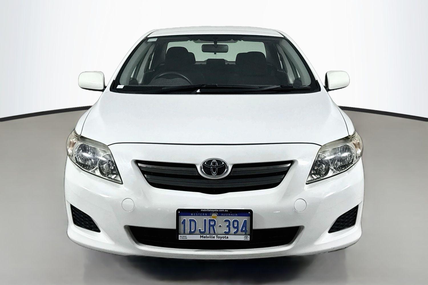 2008 Toyota Corolla Ascent in White