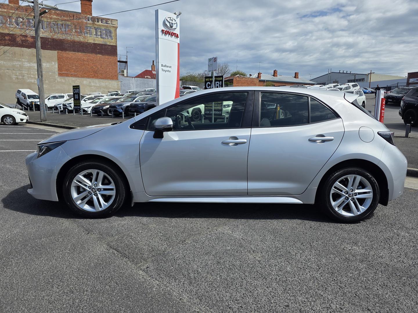 2019 Toyota Corolla Ascent Sport in Silver