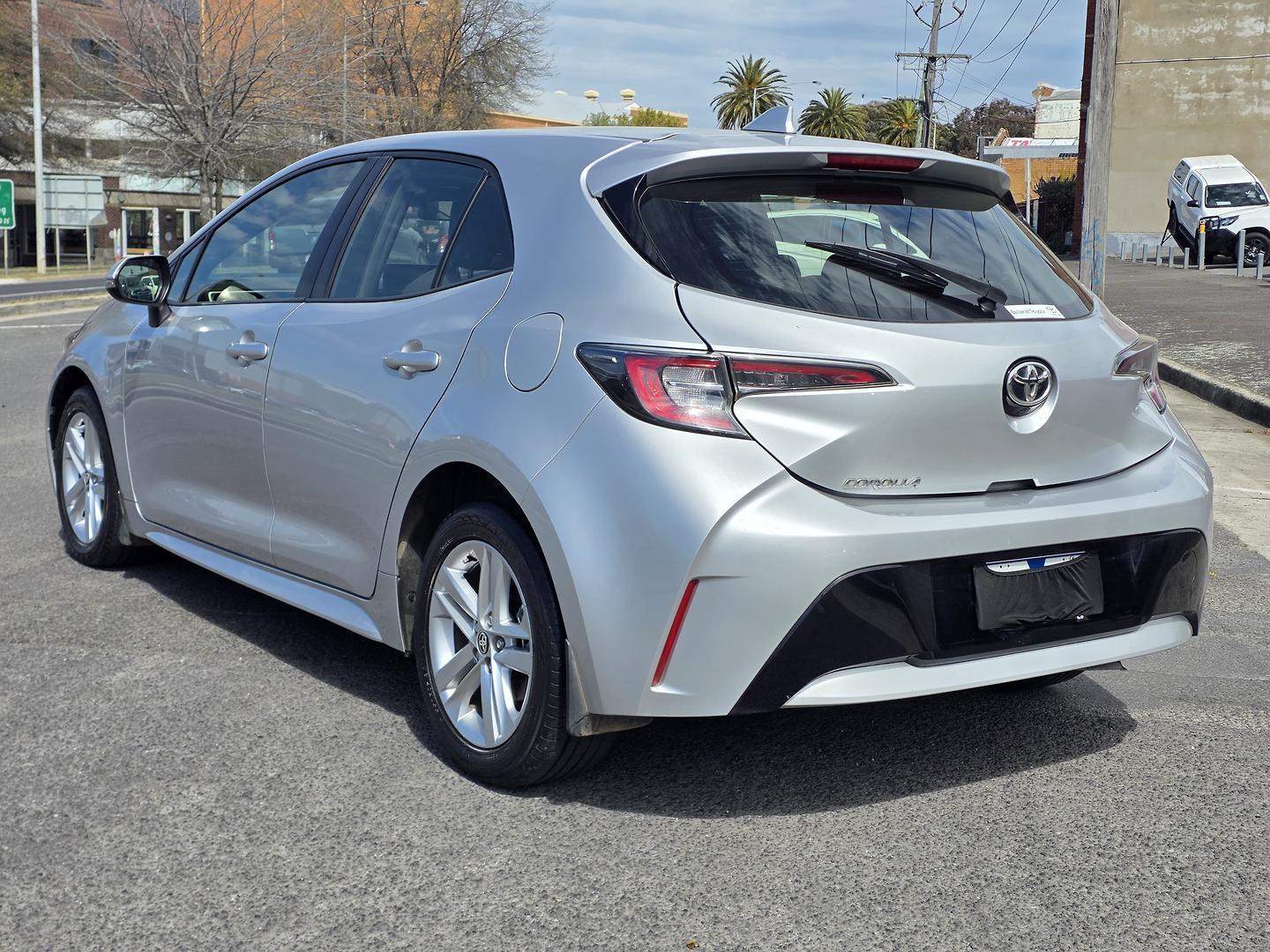 2019 Toyota Corolla Ascent Sport in Silver