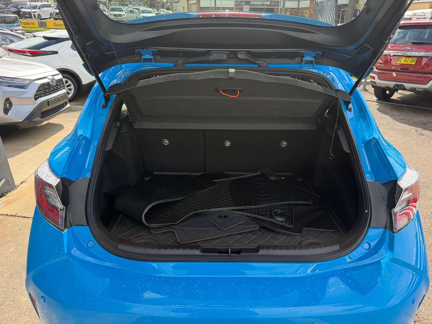 2021 Toyota Corolla Ascent Sport in Blue