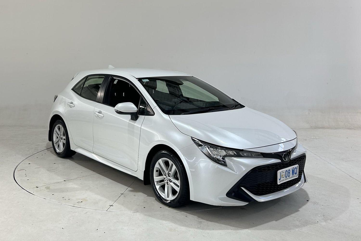2021 Toyota Corolla Ascent Sport in White