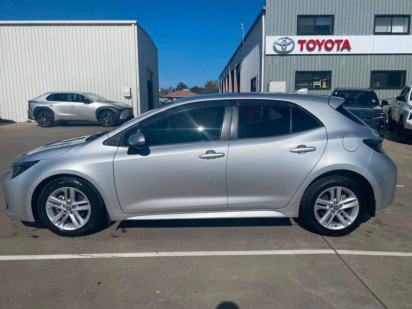 2021 Toyota Corolla SX in Silver