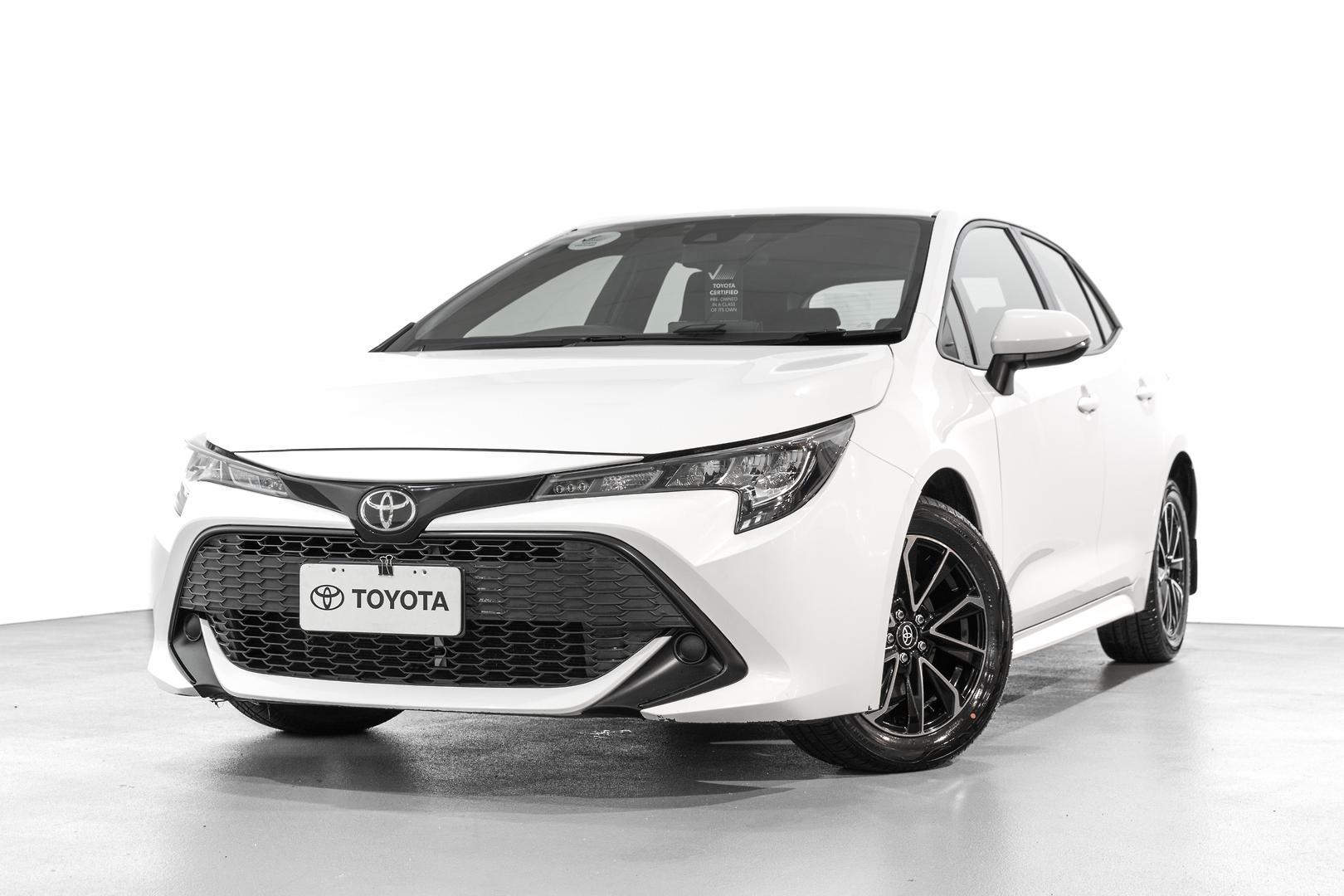 2022 Toyota Corolla Ascent Sport in White