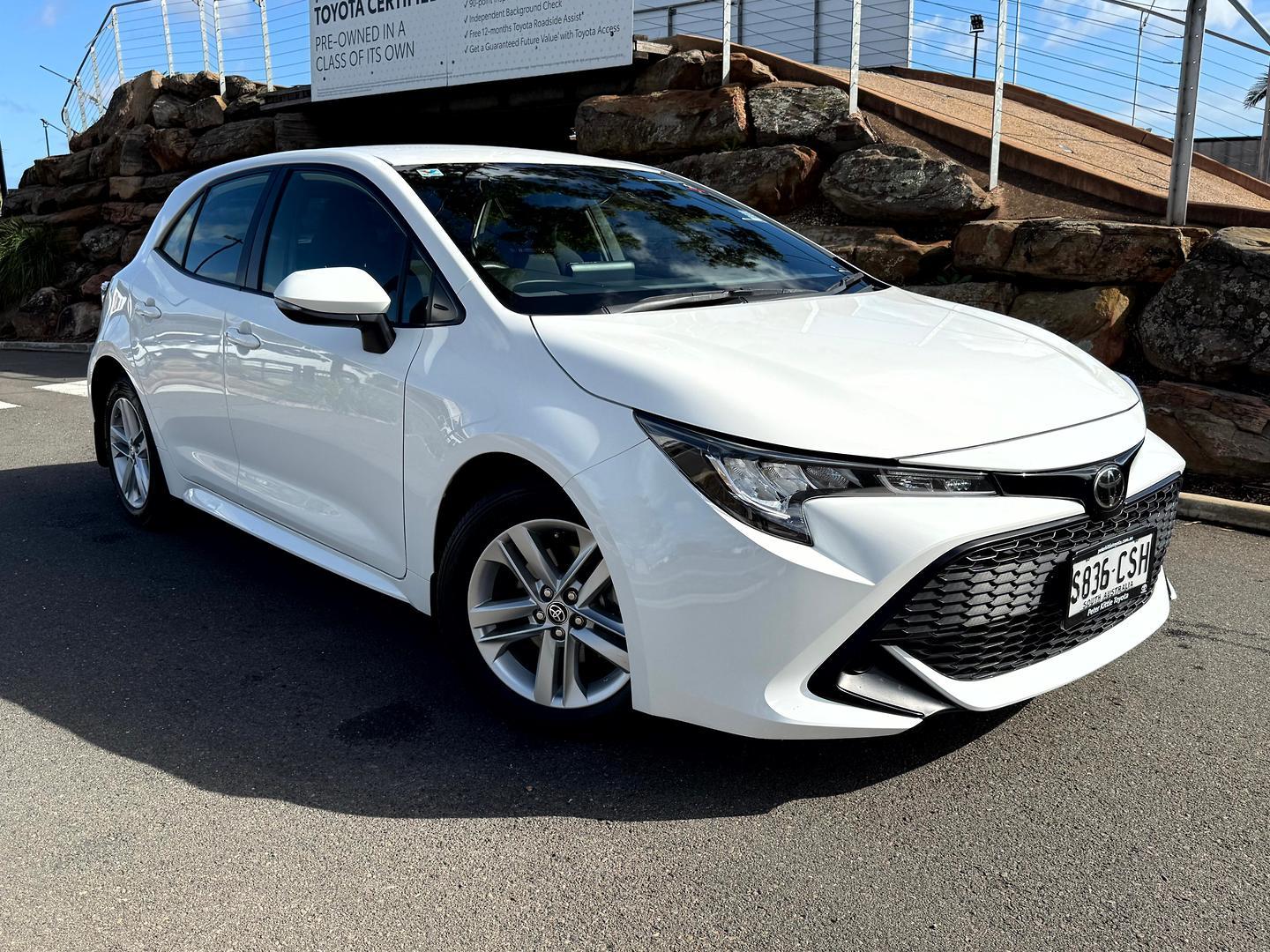 2022 Toyota Corolla Ascent Sport in White