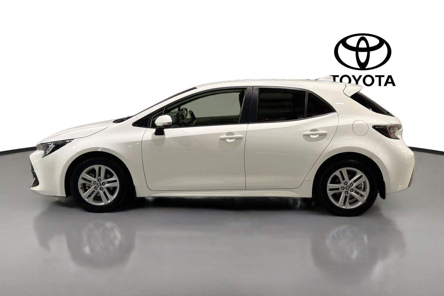 2021 Toyota Corolla SX in White