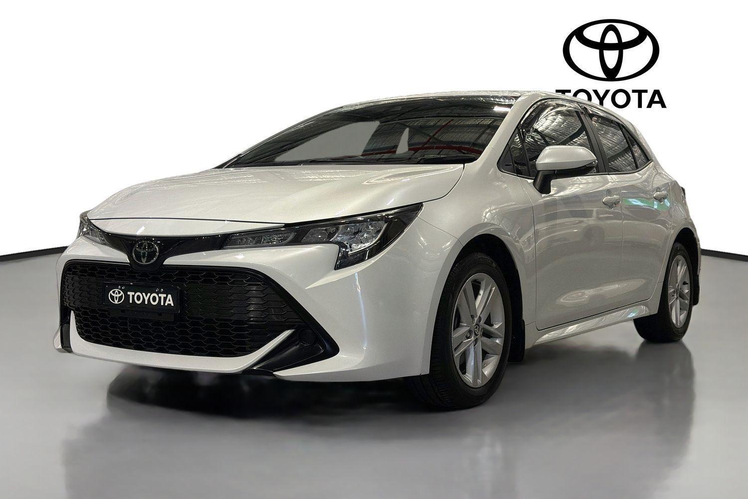 2021 Toyota Corolla Ascent Sport in White