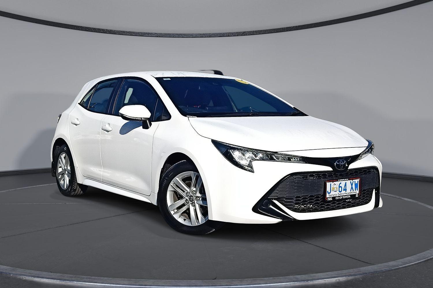 2021 Toyota Corolla Ascent Sport in White