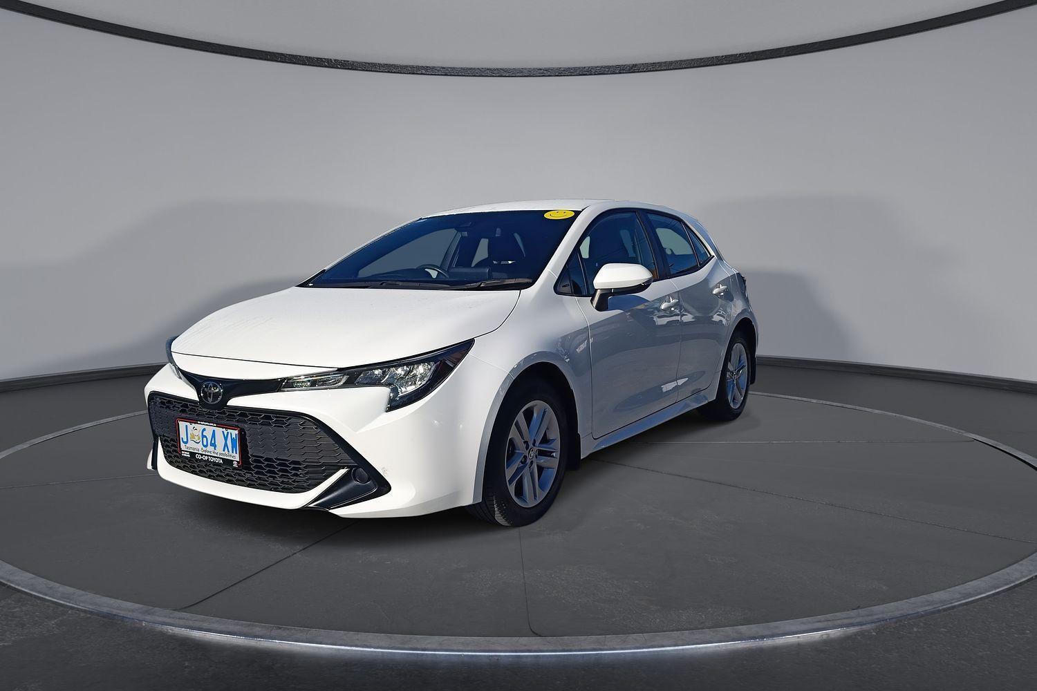 2021 Toyota Corolla Ascent Sport in White
