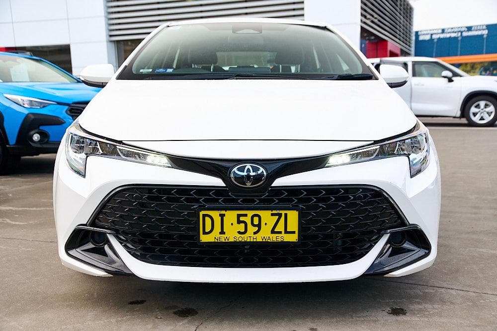 2024 Toyota Corolla Ascent Sport in White