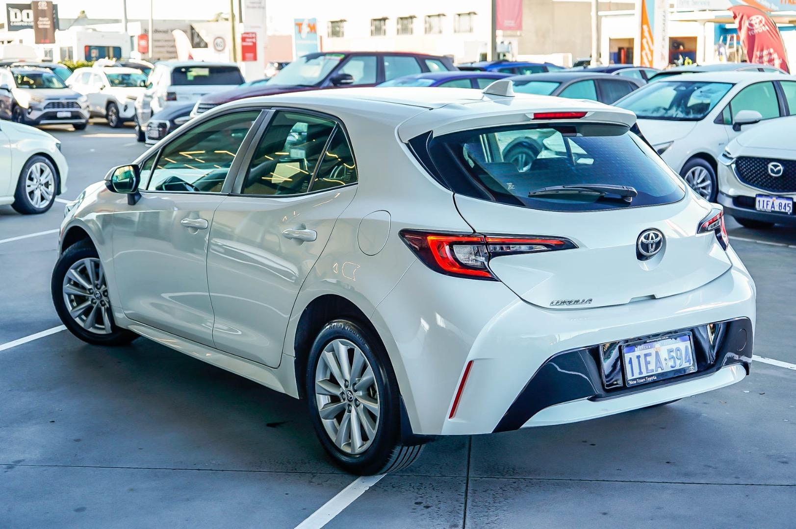 2024 Toyota Corolla Ascent Sport in White