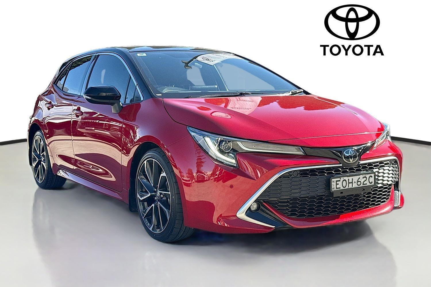 2021 Toyota Corolla ZR in Two Tone Red