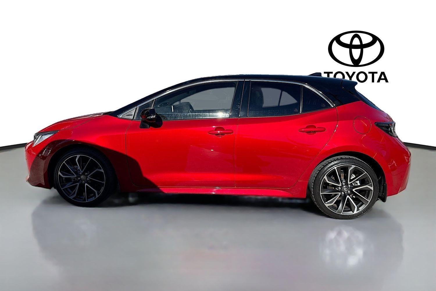 2021 Toyota Corolla ZR in Two Tone Red