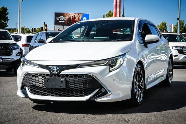 2021 Toyota Corolla ZR in White