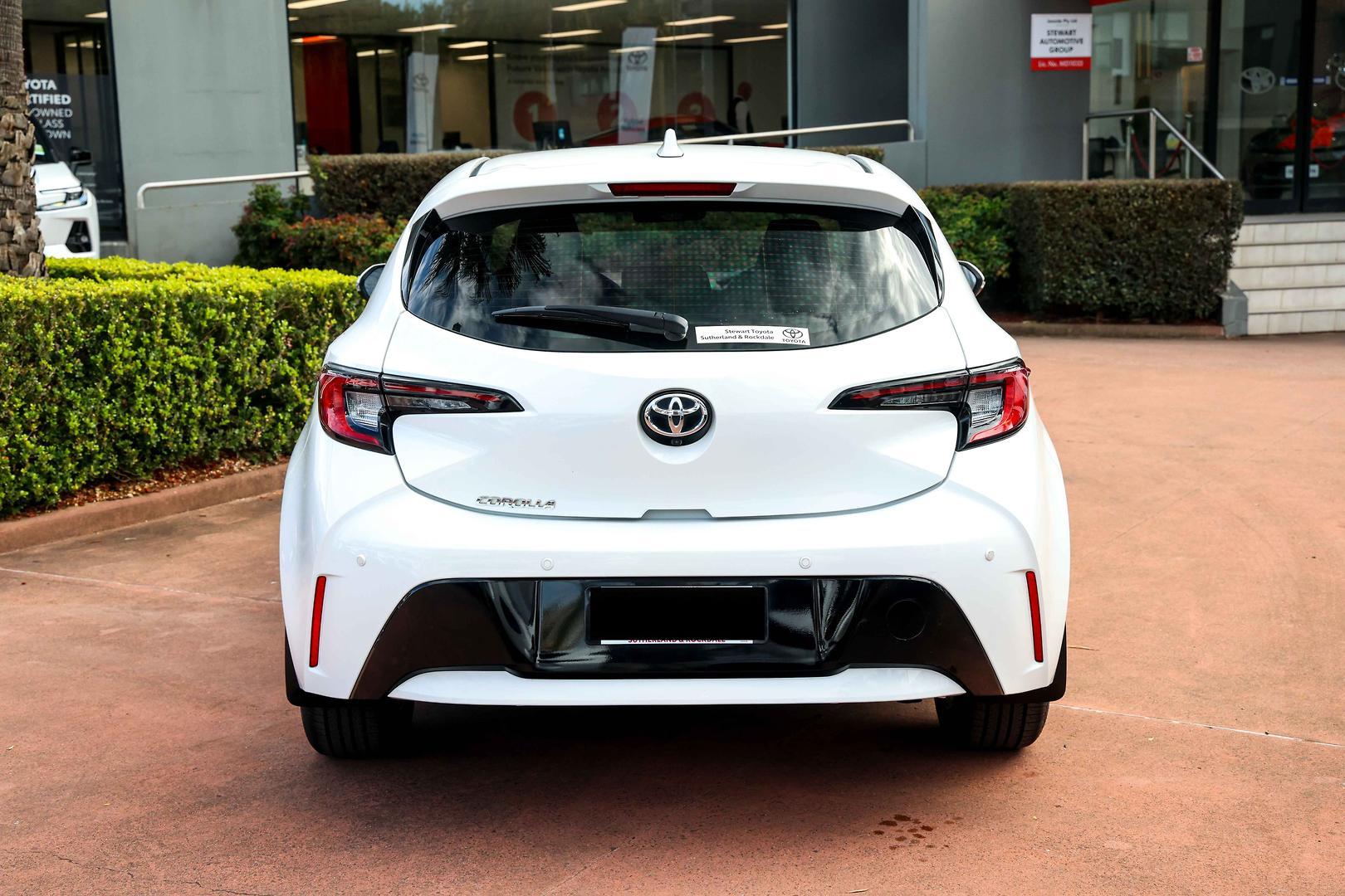 2023 Toyota Corolla Ascent Sport in White