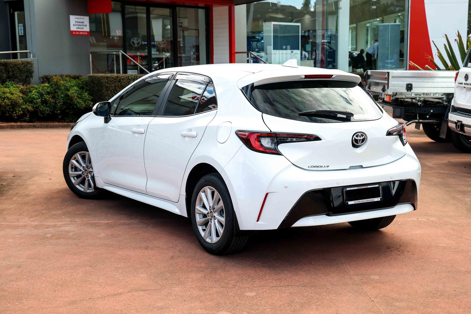 2023 Toyota Corolla Ascent Sport in White