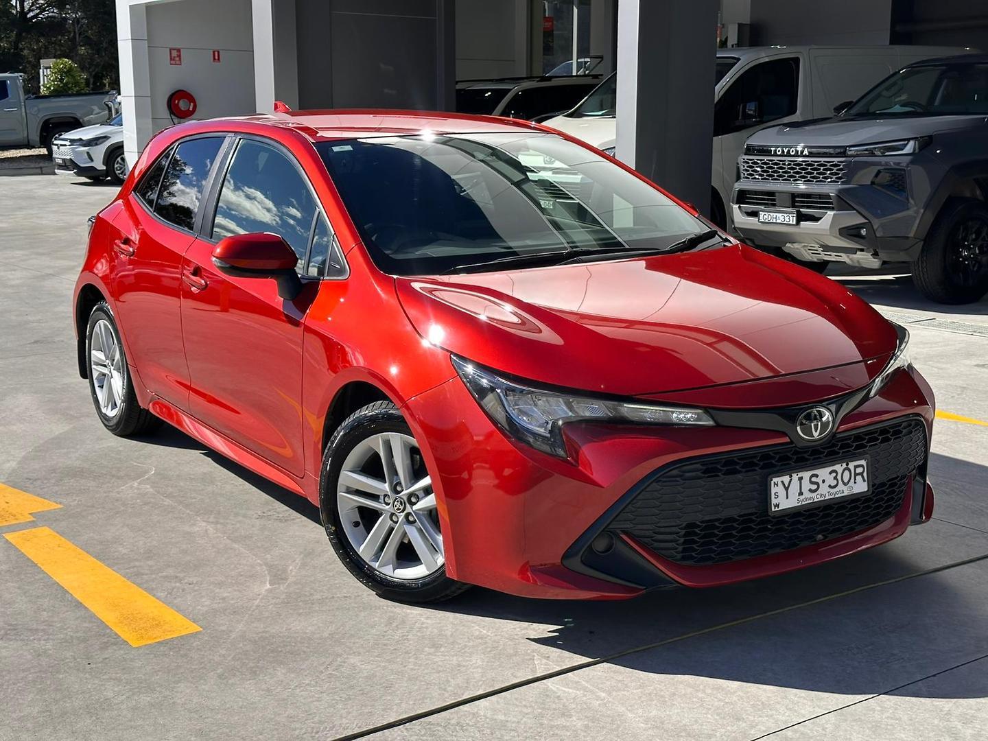 2019 Toyota Corolla Ascent Sport in Red