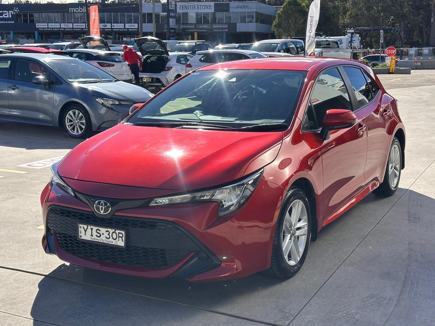 2019 Toyota Corolla Ascent Sport in Red