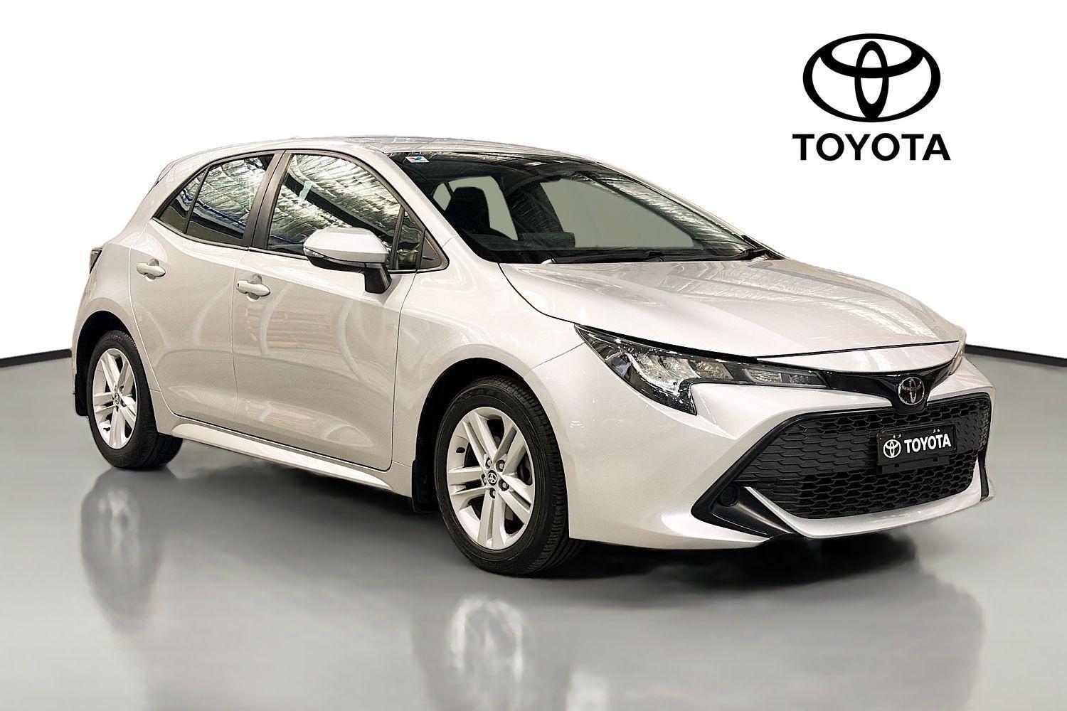 2019 Toyota Corolla Ascent Sport in Silver