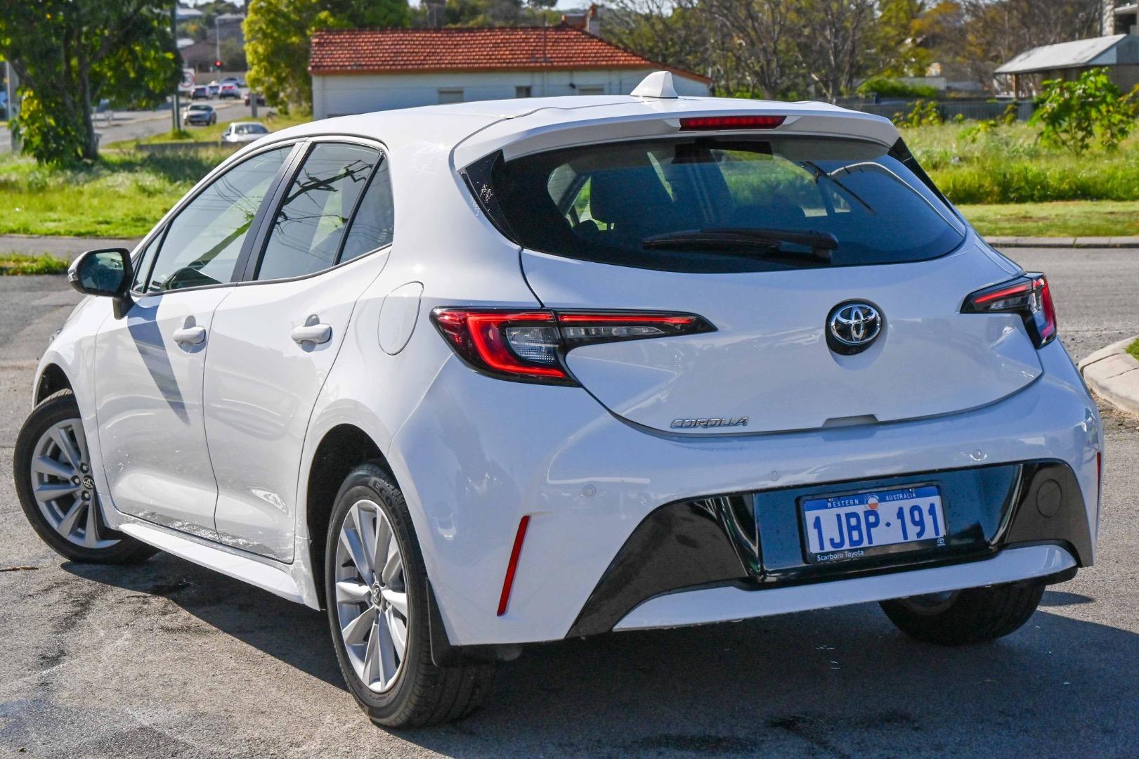2023 Toyota Corolla Ascent Sport in White
